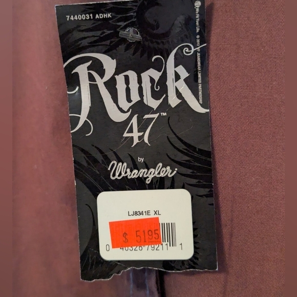 Rock 47 size XL rodeo button down NWT one mark on the back - Picture 6 of 14